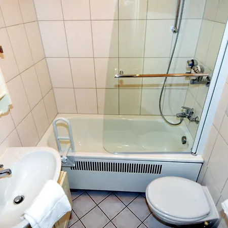 Apartment Steinwarder 7, 5 Etage, 42 *